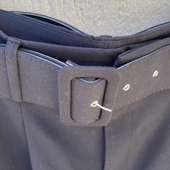 Forever 21 Black Belted Trousers. Size S - Picture 2 of 4
